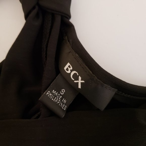 ** FINAL PRICE ** Little Black Sleeveless Dress w/Front Bead Bib Detail - Picture 6 of 8